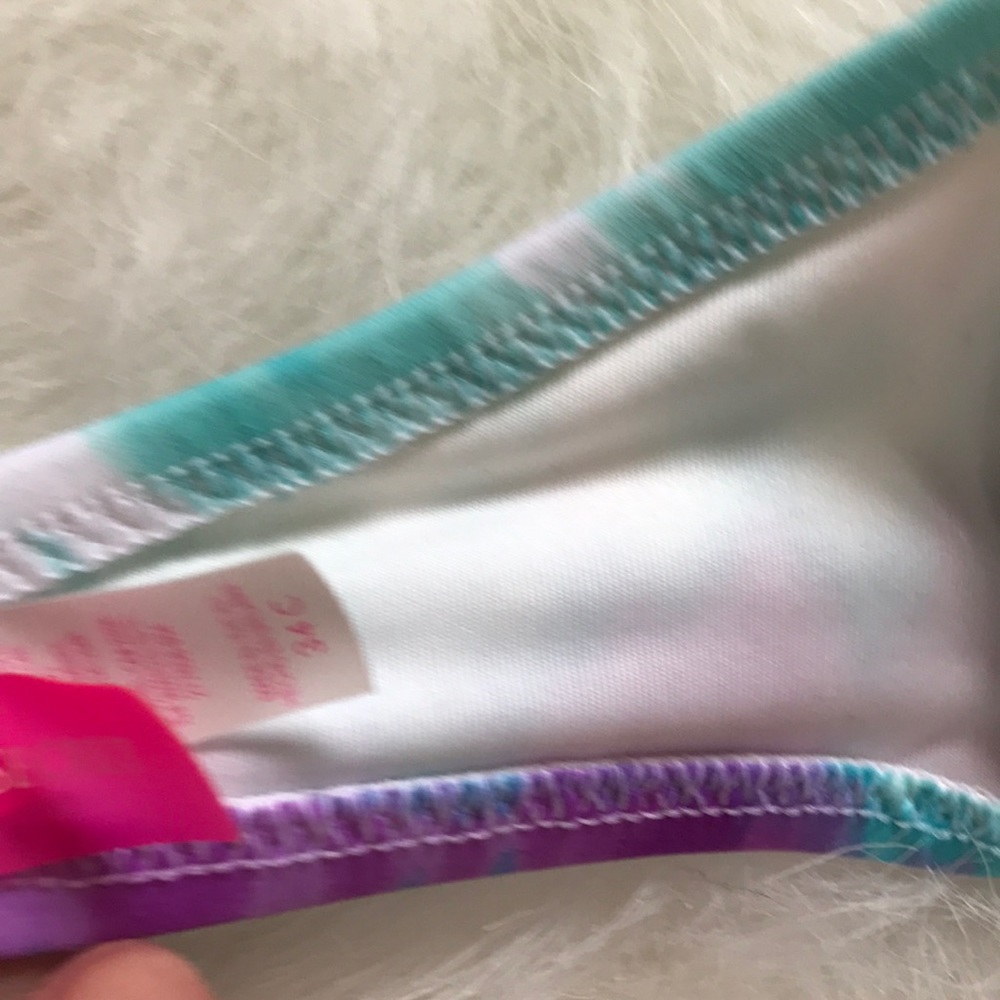 NEW! Y2K Vintage Victoria Secret Bikini Top w/ Strap - Picture 2 of 3